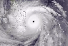 罕見(jiàn)！16級(jí)超強(qiáng)臺(tái)風(fēng)！馬尼拉港口、機(jī)場(chǎng)作業(yè)受?chē)?yán)重影響！